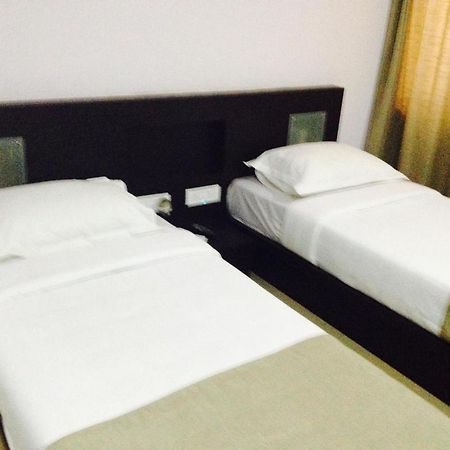 Aston Service Apartment Bangalore Buitenkant foto