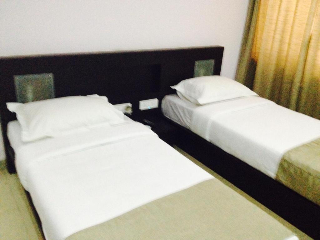 Aston Service Apartment Bangalore Buitenkant foto