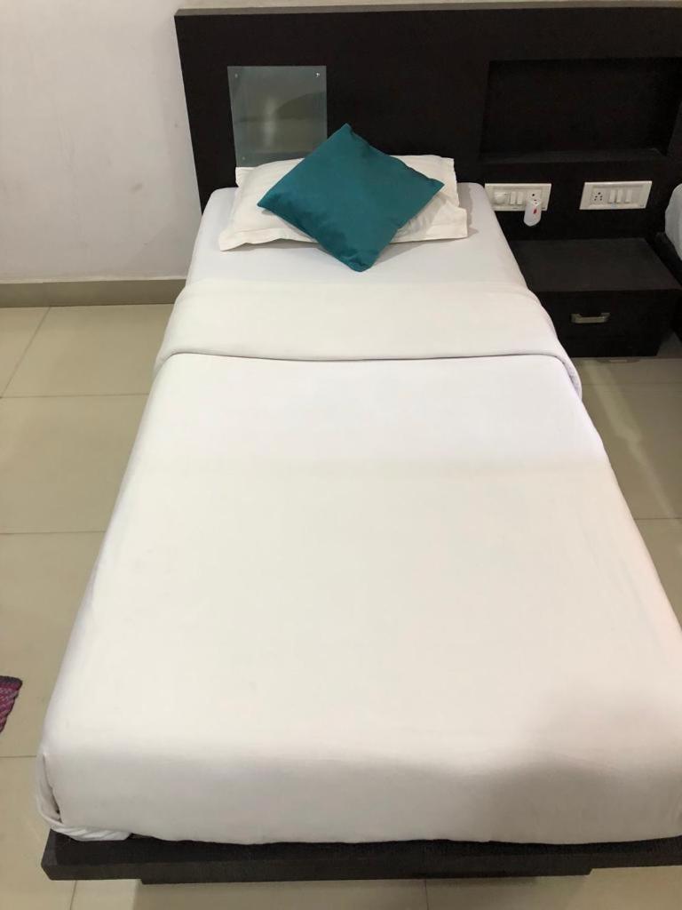 Aston Service Apartment Bangalore Buitenkant foto